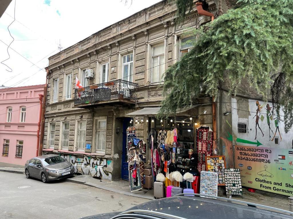 Ia'S Homestay Tbilisi Ngoại thất bức ảnh