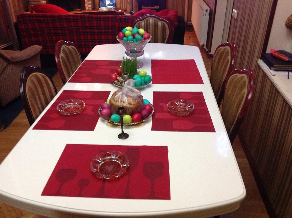 Ia'S Homestay Tbilisi Ngoại thất bức ảnh